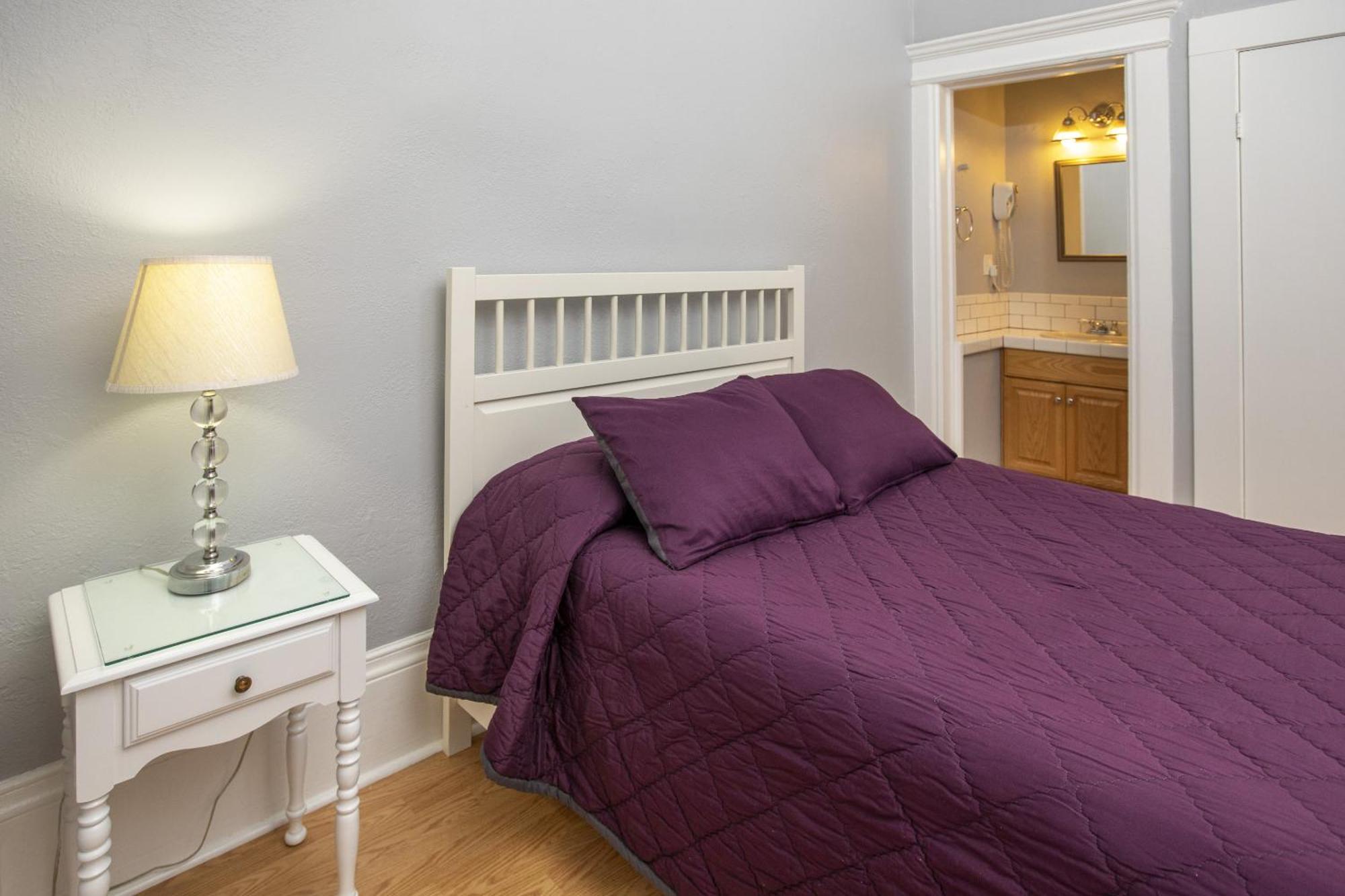 Hayes Valley Inn San Francisco Room photo