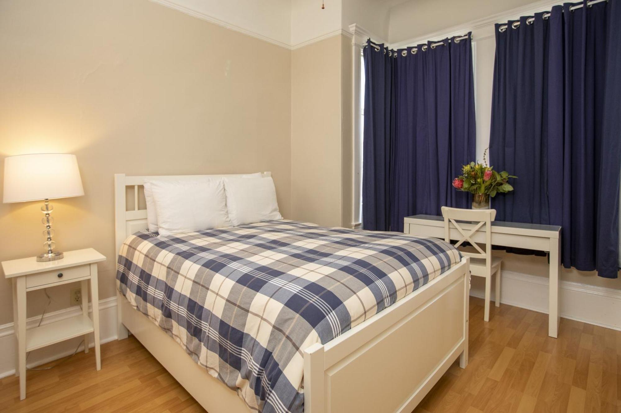 Hayes Valley Inn San Francisco Room photo