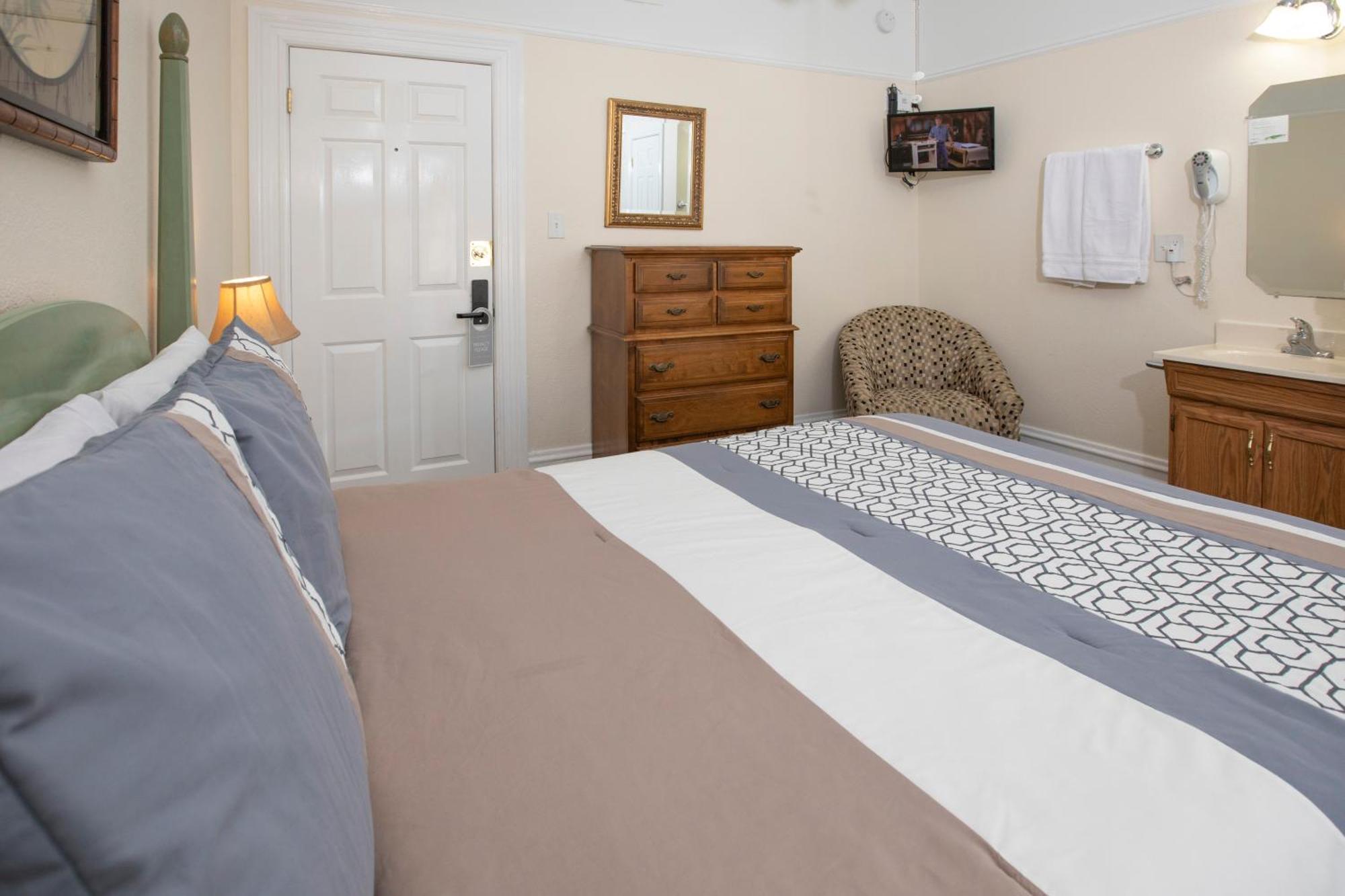 Hayes Valley Inn San Francisco Room photo