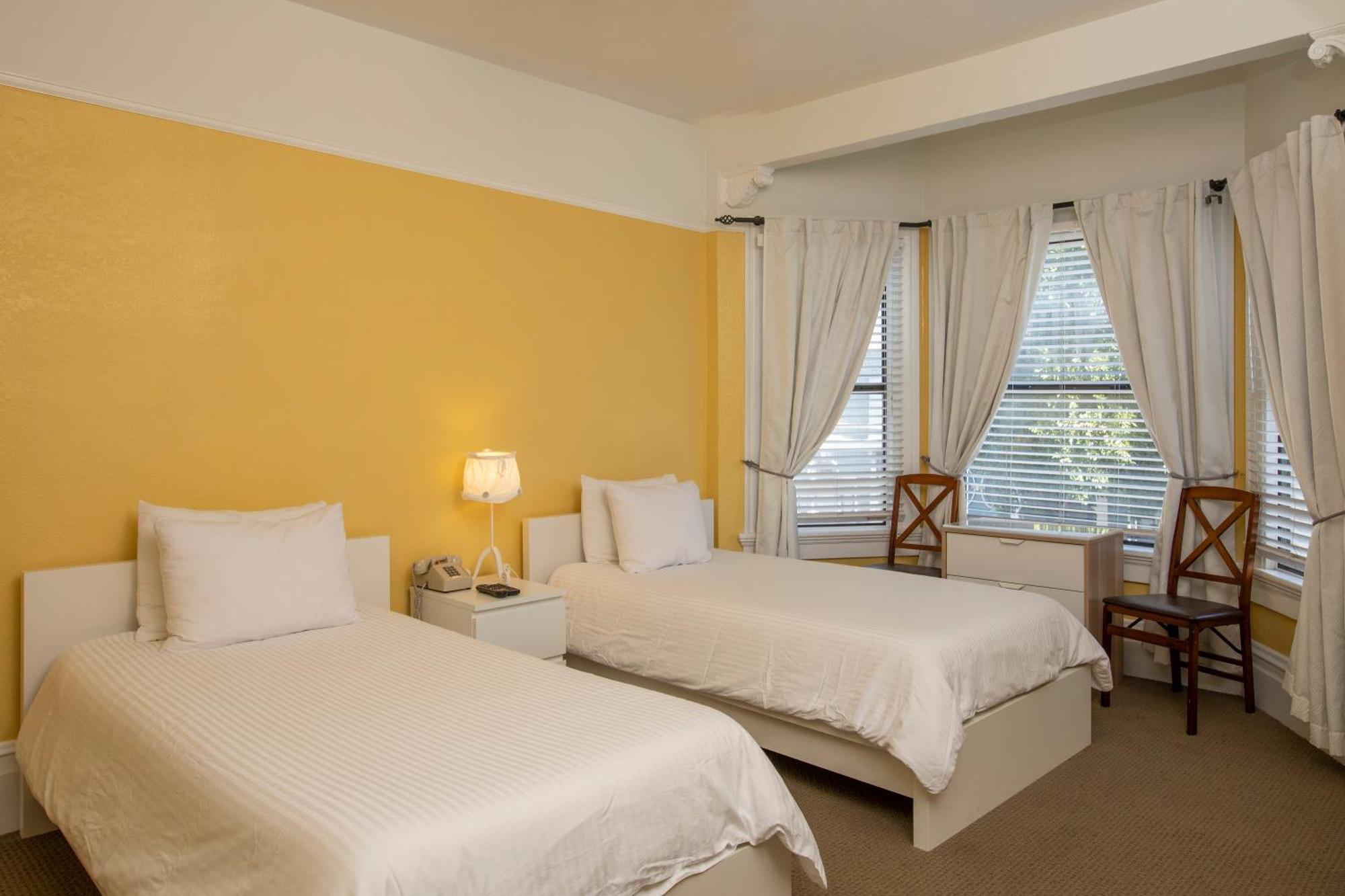 Hayes Valley Inn San Francisco Room photo